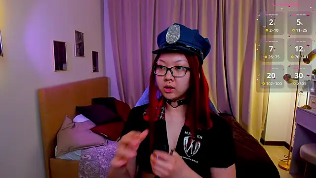 Marine Vact online show from 5, 4, 2026