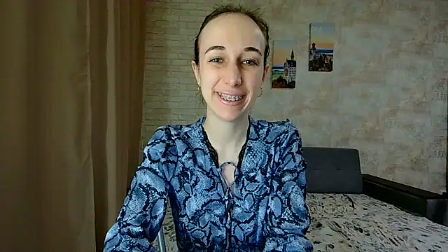Snapshot of Anika_bloom chatting on 16, 4, 2026 Anika bloom online show from 16, 4, 2026