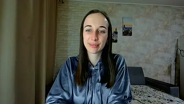 Snapshot of Anika_bloom chatting on 24, 4, 2026 Anika bloom online show from 24, 4, 2026