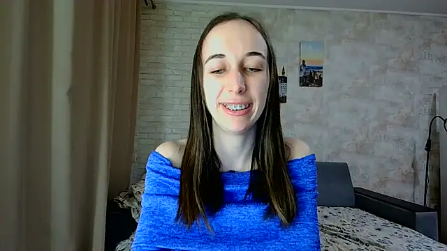 Snapshot of Anika_bloom chatting on 26, 4, 2026 Anika bloom online show from 26, 4, 2026