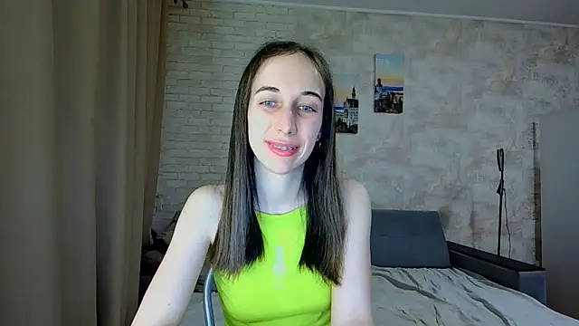 Snapshot of Anika_bloom chatting on 6, 5, 2026 Anika bloom online show from 6, 5, 2026