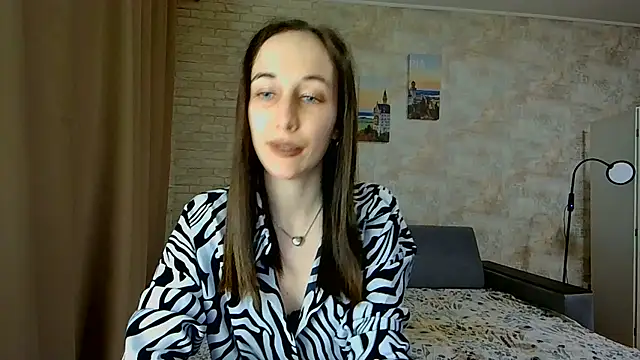 Snapshot of Anika_bloom chatting on 9, 5, 2026 Anika bloom online show from 9, 5, 2026