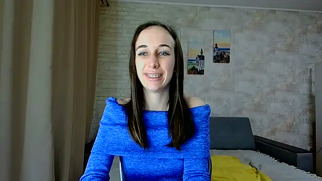 Snapshot of Anika_bloom chatting on 19, 5, 2026 Anika bloom online show from 19, 5, 2026