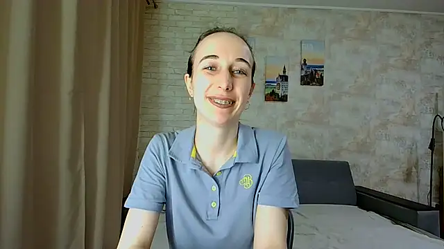 Snapshot of Anika_bloom chatting on 24, 5, 2026 Anika bloom online show from 24, 5, 2026