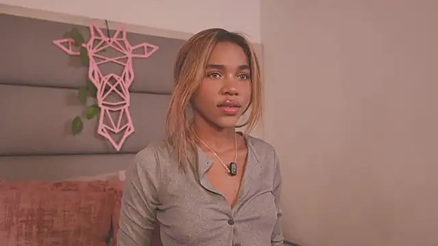 Snapshot of Lily_Miiller chatting on 29, 11, 2025 Lily Miiller online show from 29, 11, 2025