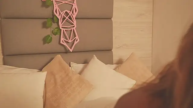 Snapshot of Lily_Miiller chatting on 8, 1, 2026 Lily Miiller online show from 8, 1, 2026