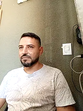 P4uzud4O online show from 15, 4, 2026