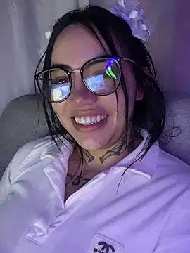 Snapshot of Nickiiiii chatting on 8, 1, 2025 Nickiiiii online show from 8, 1, 2025