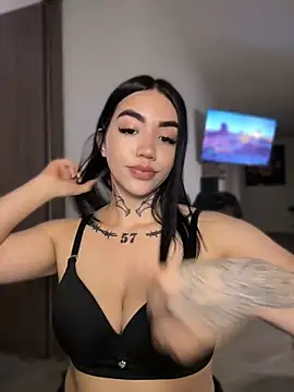Snapshot of Nickiiiii chatting on 1, 7, 2026 Nickiiiii online show from 1, 7, 2026
