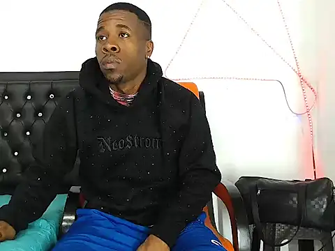 Snapshot of Damian_hart_24CM chatting on 16, 1, 2026 Damian hart 24CM online show from 16, 1, 2026