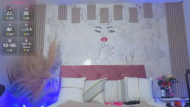 Snapshot of EMILY_ROUSSE71 chatting on 23, 4, 2026 EMILY ROUSSE71 online show from 23, 4, 2026