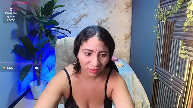 Snapshot of jennaa_milf_ chatting on 5, 7, 2026 jennaa milf online show from 5, 7, 2026