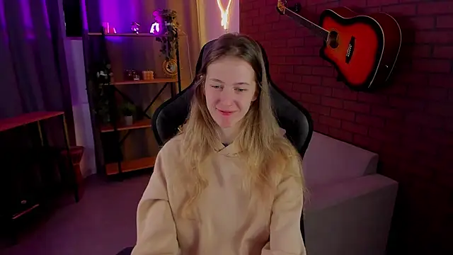 Sharon Evansi online show from 5, 1, 2025