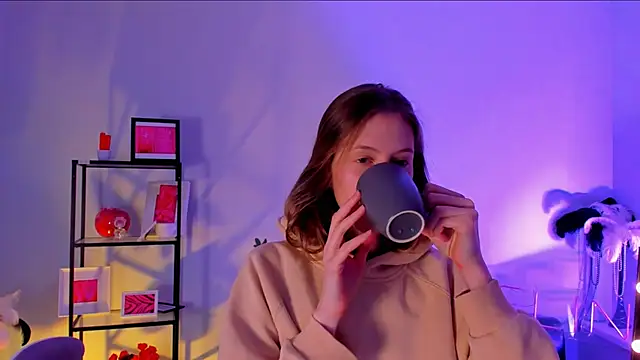 Sharon Evansi online show from 14, 3, 2025