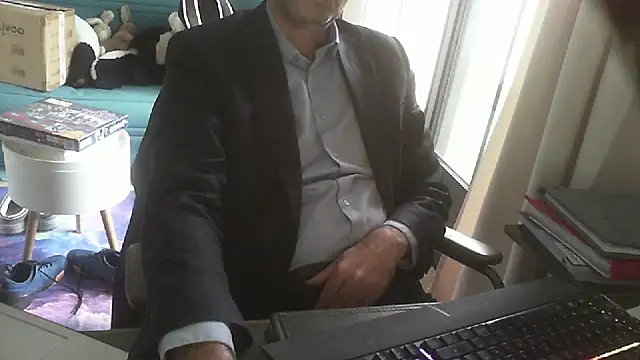 shyfrenchcock1 online show from 4, 12, 2025