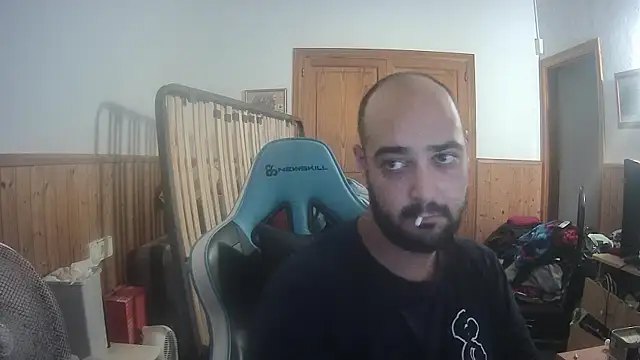 chicomallorca96 online show from 8, 9, 2025