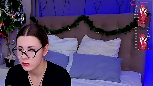 Snapshot of Bella_Murrr chatting on 25, 12, 2024 Bella Murrr online show from 25, 12, 2024