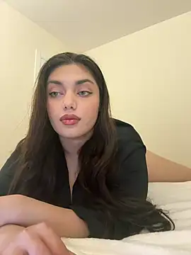 Snapshot of Sweet_Khalifa_ chatting on 10, 12, 2024 Sweet Khalifa  online show from 10, 12, 2024