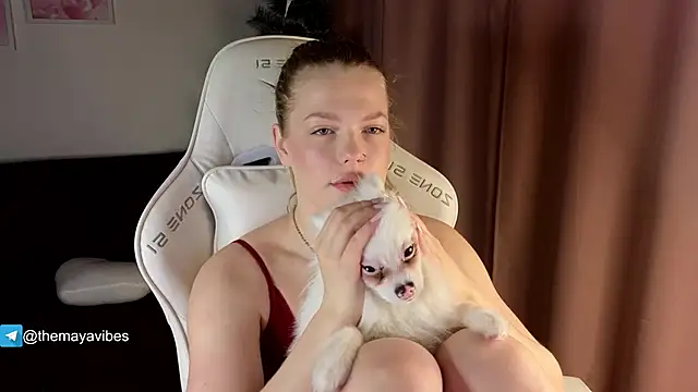 Maya Rave online show from 12, 1, 2026