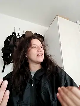 Snapshot of hanamy_joha chatting on 6, 11, 2025 hanamy joha online show from 6, 11, 2025