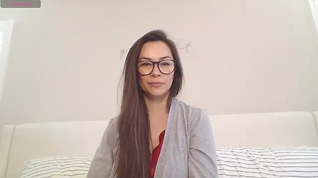 mixedasiangirl online show from 30, 3, 2026