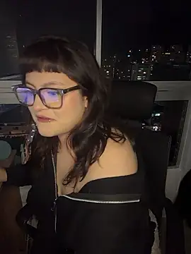 PoliBenett  online show from 8, 1, 2026