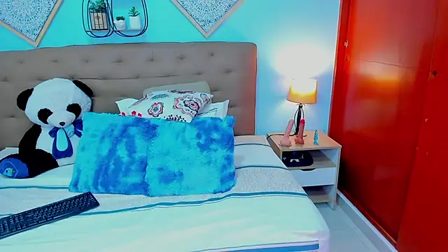 Snapshot of Edelaine_rogers chatting on 12, 2, 2026 Edelaine rogers online show from 12, 2, 2026