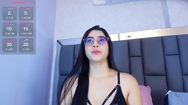 Snapshot of Amy_wats0n chatting on 17, 4, 2026 Amy wats0n online show from 17, 4, 2026