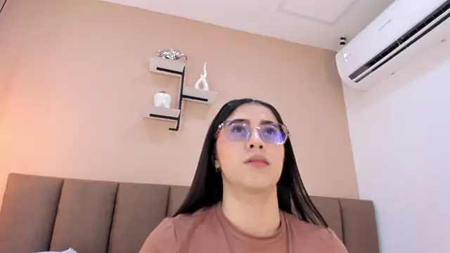 Snapshot of Amy_wats0n chatting on 29, 5, 2026 Amy wats0n online show from 29, 5, 2026