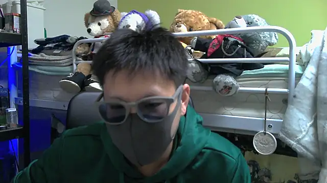 Snapshot of Owl1216 chatting on 6, 1, 2025 Owl1216 online show from 6, 1, 2025