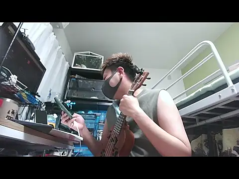 Snapshot of Owl1216 chatting on 13, 10, 2025 Owl1216 online show from 13, 10, 2025