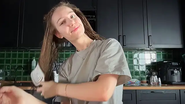 Snapshot of solar_bella chatting on 26, 2, 2026 solar bella online show from 26, 2, 2026