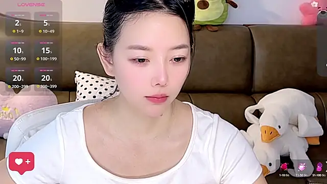 Yilin1999 online show from 20, 9, 2025