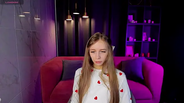 OliviaGentle online show from 3, 12, 2024