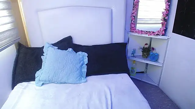 Snapshot of palmer_mIix chatting on 24, 12, 2024 palmer mIix online show from 24, 12, 2024