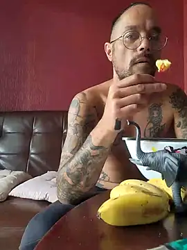 Snapshot of mileflav0r chatting on 29, 1, 2025 mileflav0r online show from 29, 1, 2025