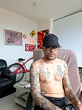 mileflav0r online show from 30, 4, 2026