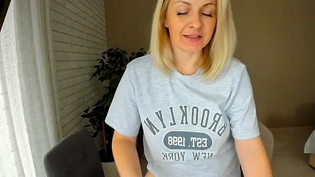 Alicee Gracee online show from 3, 2, 2025