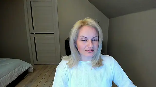 Alicee Gracee online show from 14, 2, 2025