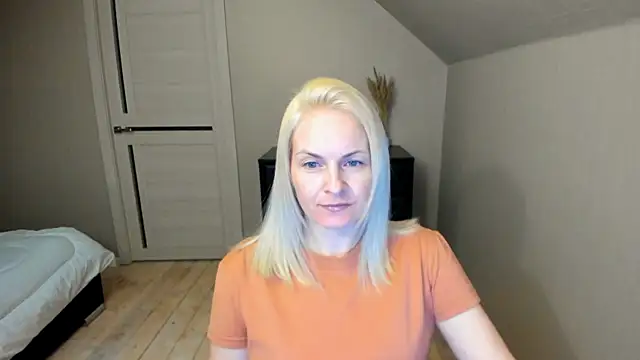 Alicee Gracee online show from 22, 3, 2025