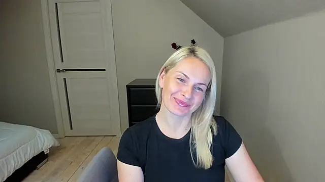 Alicee Gracee online show from 29, 9, 2025