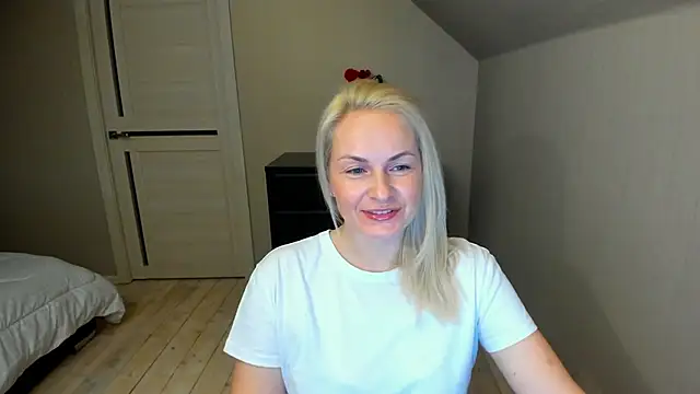 Alicee Gracee online show from 9, 10, 2025