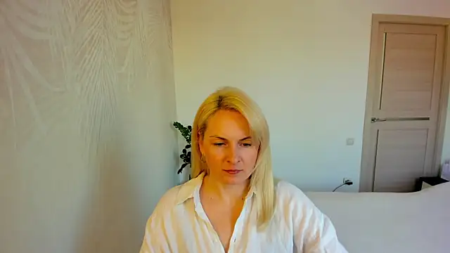 Alicee Gracee online show from 25, 3, 2026