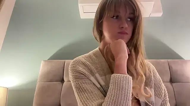 LustfulLuna  online show from 3, 1, 2025