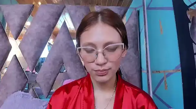 LARICSABLUE online show from 6, 3, 2025