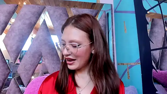 LARICSABLUE online show from 9, 3, 2025