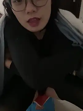 Snapshot of Bella0815 chatting on 22, 12, 2024 Bella0815 online show from 22, 12, 2024