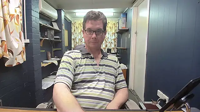 Snapshot of tilobinder chatting on 17, 1, 2026 tilobinder online show from 17, 1, 2026