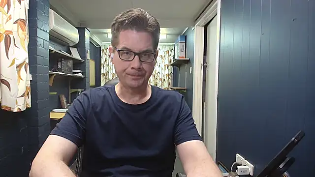 Snapshot of tilobinder chatting on 28, 2, 2026 tilobinder online show from 28, 2, 2026