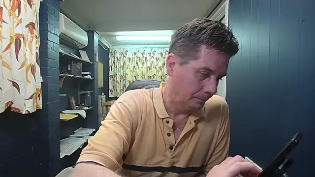 Snapshot of tilobinder chatting on 1, 3, 2026 tilobinder online show from 1, 3, 2026